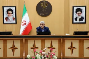 مسؤولان دغدغه امور فرهنگی داشته باشند