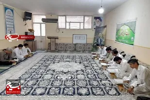 برگزاری محفل پرفیض انس با قرآن کریم به همت حوزه مقاومت بسیج ادارات و کارمندان سپاه شهرستان ایرانشهر