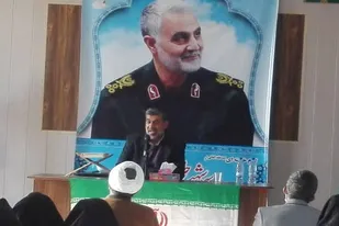 آشنایی جامعه با مبانی عظیم انقلاب، رسالت عظیم آموزش و پرورش است