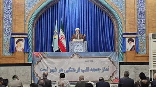 امام جمعه آبادان: حضور گسترده مردم در راهپیمایی ۲۲دی دشمن را مایوس کرد