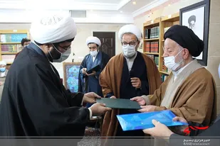 تجلیل از طلاب جهادی استان سمنان