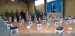 توزیع ۹۰۰ بسته معیشتی توسط سپاه ناحیه الشتر