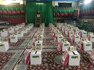 آماده سازی 100 بسته کمک معیشتی برای نیازمندان