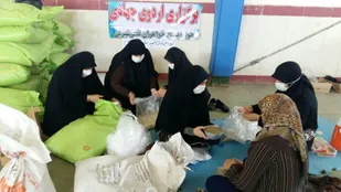 توزیع بسته های معیشتی در ناحیه قصر شیرین