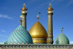 "چون تاج به روی سرماست "