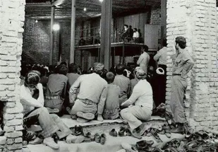 امام آنگونه که بود یا آنگونه که در "جماران" است؟!/کارشناسانی که اعتقادی به جریان امام (ره) ندارند