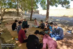 برگزاری اردوی زیارتی و فرهنگی بسیجیان ملایر
