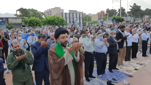 نماز عید فطر در آبیک