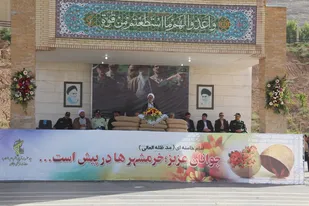مراقب باشید سبک زندگی ما را غرب و بیگانگان تعریف نکنند