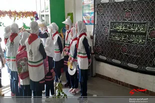 نواختن زنگ مقاومت در مدارس شهر صالح&zwnj;آباد