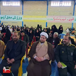برگزاری جشن انقلاب در کلاته&zwnj;های شرقی شهرستان میامی+ عکس