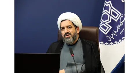 اکبری‌اقدم: استادان دانشگاه در تبیین علمی مسائل کشور نقش‌آفرینی کنند
