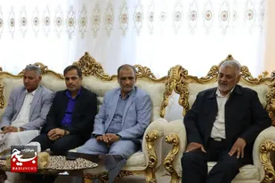 دیدار سرپرست اداره کل آموزش و پرورش سیستان و بلوچستان با خانواده معزز معلم شهید جواد نوروزی