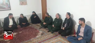 دیدار نوروزی فرمانده سپاه سوادکوه با خانواده شهید مدافع حرم سید روح الله عمادی