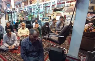 بسیجیان و رزمندگان گردان ۱۰۳ حضرت امام حسین علیه السلام با مادر سردارسرافرازشهید حاج علی قوچانی دیدار نمودند.