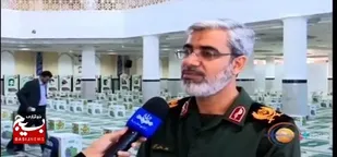 توزیع لوازم التحریر درقالب سی و پنجمین مرحله رزمایش مواسات و همدلی در هفته دفاع مقدس