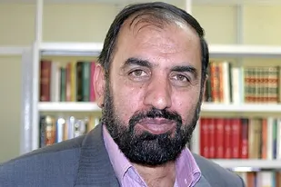 سردار کرمی&zwnj;راد بی پرده در مقابل اسلام آمریکایی ایستادگی می&zwnj;کرد