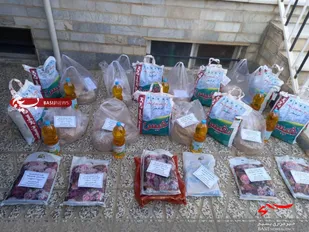 تهیه و توزیع بیش از ۵۰ بسته یلدای مهربانی در روستا&zwnj;های شاهرود