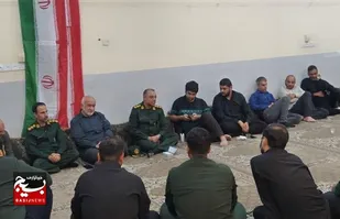 دیدار صمیمانه فرمانده سپاه شهرستان گناوه با جمعی از فرماندهان پایگاه&zwnj;ها و بسیجیان حوزه نجف اشرف این شهرستان