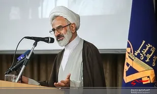 بدون دین انسان نیستیم/ بسیج یک حیات انسانی و معنوی دارد