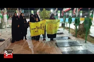 حلقه صالحین مزار شهدا را غبارروبی کرد