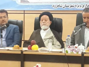 لزوم تقویت وحدت بین مردم و مسؤولان استان سمنان