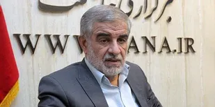 دلالان عامل اصلی افزایش قیمت خودرو و فولاد هستند/ دولت کنترلی بر قیمت خودرو و کالاهای اساسی ندارد