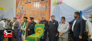 استقبال پرشور مردم هندیجان از کاروان خدام رضوی و پرچم متبرک در سالروز میلاد حضرت معصومه(س) +تصاویر و فیلم