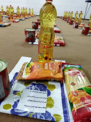 توزیع ۵۳ بسته معیشتی بین نیازمندان بفروئیه میبد