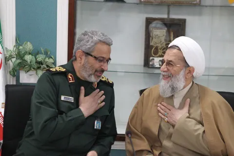دیدار حجّت‌الاسلام محمدحسنی رئیس سازمان عقیدتی سیاسی ارتش با سردار غیب پرور