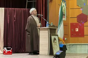 علم و معنویت، ضامن آینده&zwnj;ای درخشان برای ایران اسلامی