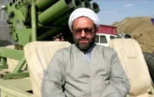 عاشورا، مکتب حقیقی انسان سازی در تمام دوران هاست/در مقابل شبهات، نباید منفعل بود