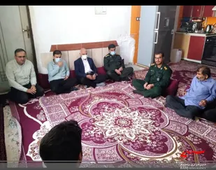دیدار فرمانده سپاه و رئیس بنیاد شهید دیلم با خانواده شهید جمالی