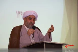 گفتمان عاشورایی انقلاب، استکبار را زمین گیر کرد