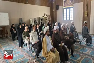 ارتقاء بینش سیاسی و اعتقادی و حفظ انسجام و الفت بین مربیان، اهداف نشست سرگروه&zwnj;ها، مربیان و متربیان حلقه&zwnj;های صالحین ناحیه مرودشت