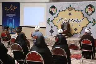 مسجد سنگر اقدامات مهم و تاثیرگذار است/ حل تمام گرفتاری&zwnj;های مردم در مساجد قابل برنامه ریزی است