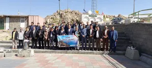 کوهپیمایی جمعی از فرهنگیان زنجانی به مناسبت حماسه سوم خرداد+تصاویر