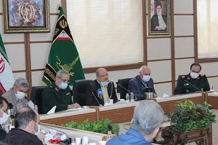 حضور جهادی بسیجیان درمقابله با بیماری کرونا تکلیف است