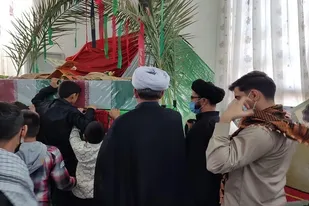 در فتنه&zwnj;ها، افرادی می&zwnj;توانند سربلند بیرون بیایند که دارای بصیرت باشند/ شهادت حاج قاسم موجب بیداری بیشتر مردم شد