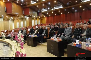 همایش تجلیل از بازاریان انقلابی استان همدان