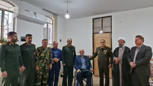 &zwj; اعطای نشان ایثار به جانباز ۷۰ درصد اسفندیار ترکارانی در پلدختر