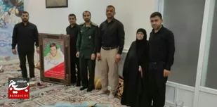 دیدار فرمانده حوزه شهید بقایی سپاه شوش  با مادر شهید والامقام ضمدی