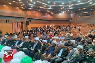 آیین رونمایی از کتاب &laquo;فیض بی پایان&raquo; در سرخه