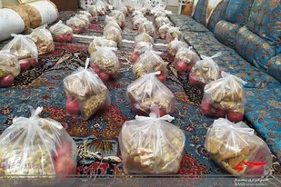 نیازمندان حاشیه شهر زاهدان در شب یلدا هم فراموش نشدند