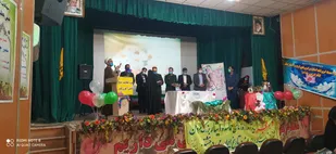 برگزاری مراسم تجلیل از برگزیدگان مسابقات بسیج دانش آموزی حوزه کوثر شاهرود+ تصاویر