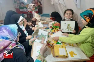 غرفه های کودک در حاشیه شب های اقتدار در سرخه