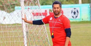 مهرداد میناوند پیشکسوت فوتبال ایران و پرسپولیس درگذشت
