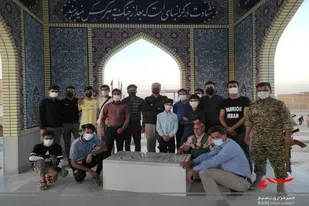 غبار روبی مزار شهید گمنام در زاهدان