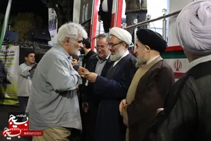 مدال &laquo;راویان بعثت مردم&raquo; بر سینه مدیر گروه جهادی رسانه شهید حیدرنیا&nbsp;