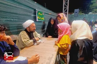 پرسش و پاسخ سوالات دینی از کودکان در تجمعات شبانه